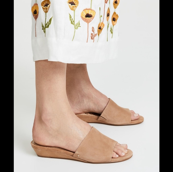 sam edelman liliana pointy toe mule